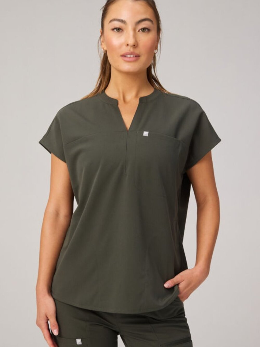 Fabletics Evolve Bonsai Scrub top